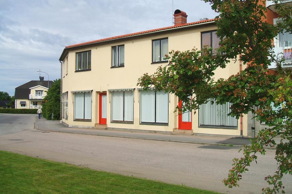Pensionat Praestgarden Töreboda Exterior foto